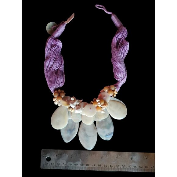 Shell/Lavender Collar Necklace/Earring Set - Picture 9 of 16